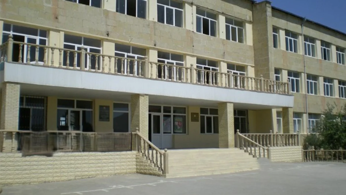 В абшеронской школе произошла драка между девятиклассниками