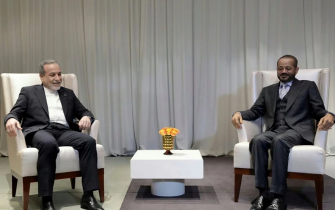 Əraqçi Omanın XİN rəhbəri ilə görüşdə İranın mövqeyini açıqlayıb