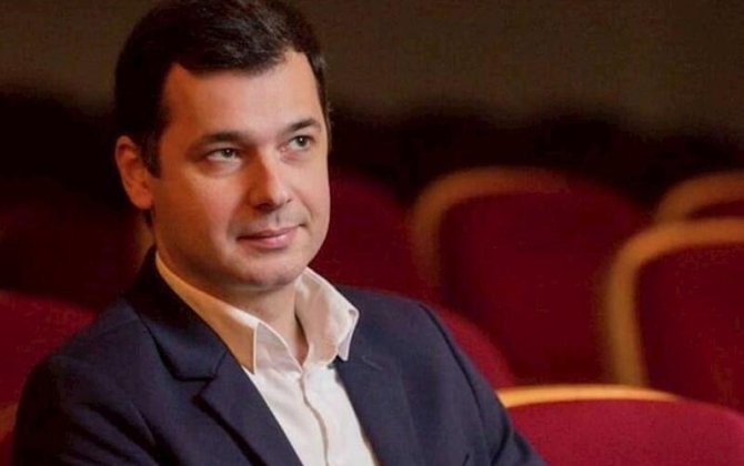 Oleq Əmirbəyov vəzifəsindən azad EDİLDİ