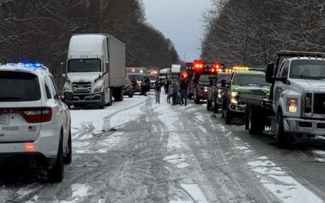 В США в ДТП с участием 30 машин погибли четыре человека