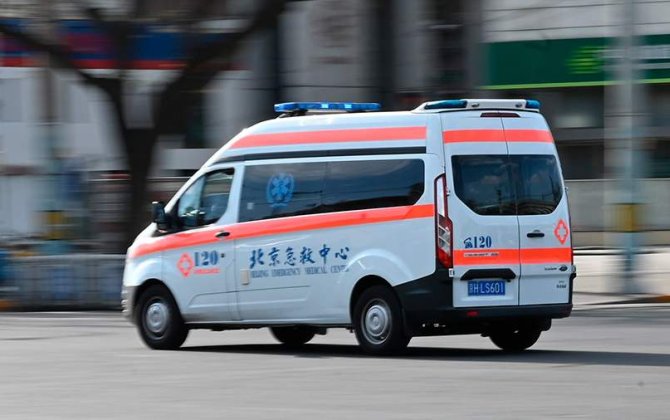 При опрокидывании прогулочного судна в Китае погибли четыре человека