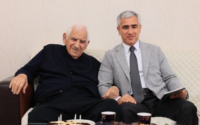 Anar Ələkbərov Nəriman Həsənzadəni evində ziyarət etdi - FOTOLAR