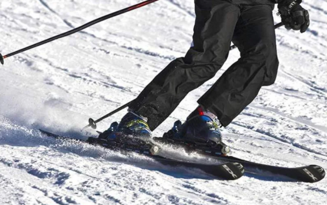 ABŞ-də qar uçqunu nəticəsində səkkiz xizəkçi ölüb