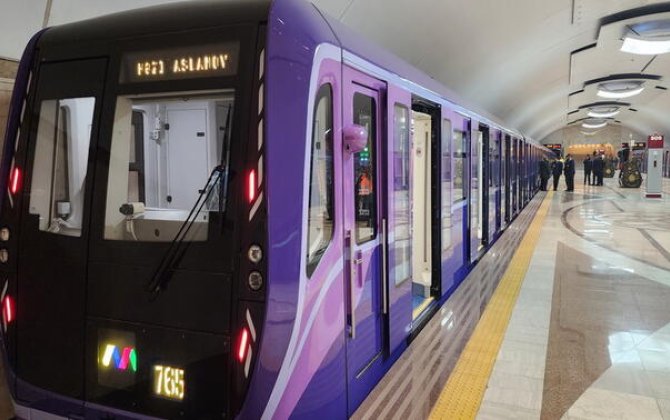 Sərnişinlər təcili DÜŞÜRÜLDÜ - Bakı metrosunda NASAZLIQ