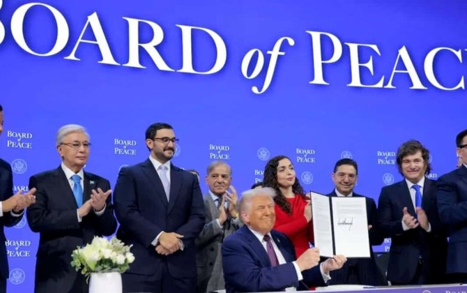 Trampın Sülh Şurasının ilk - təsis iclasında Azərbaycan-Ermənistan sülh sazişi...