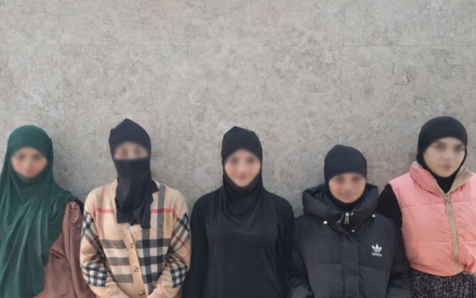 В Баку цыганки облачились в хиджабы и ограбили маркет