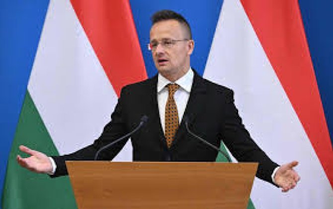 Глава МИД Венгрии назвал причину блокировки выделения Украине €90 млрд