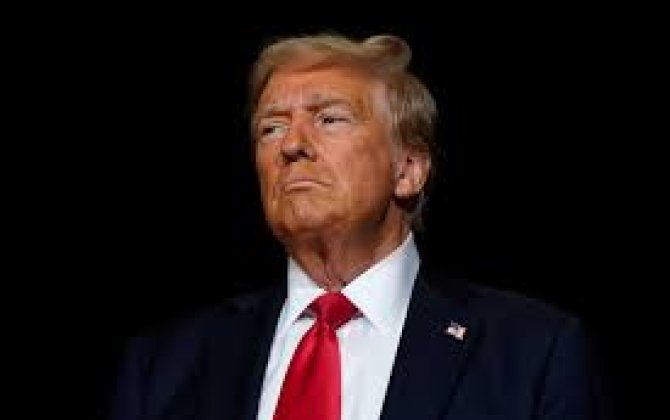 Трамп пообещал ввести пошлины в 10% на импорт со всего мира