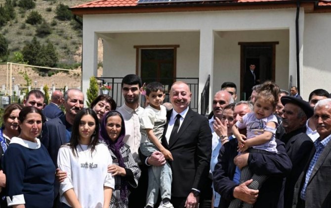 Ölkə başçısı tək deyil, Azərbaycan və 50 milyon azərbaycanlı ilə addımlayır!