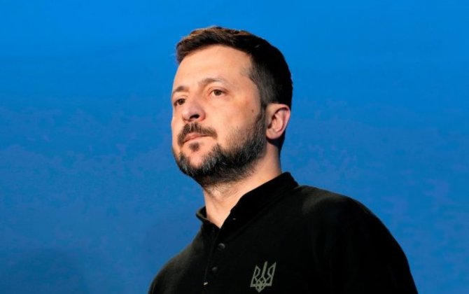 Зеленский призвал ЕС запретить морские сервисы для судов РФ