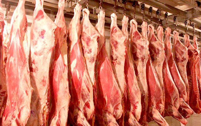 Азербайджан сократил импорт мяса на 18,6%