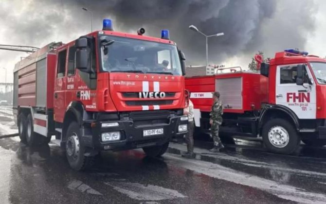 Şəkidə yaşayış binasında yanğın baş verib, sakinlər təxliyə edilib