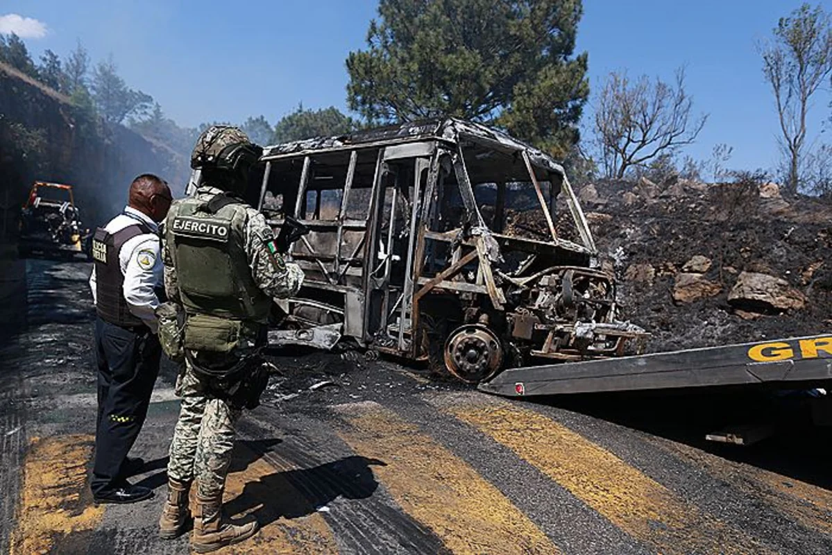 Meksikada kartellərlə toqquşmalarda 25 Milli Qvardiya əməkdaşı həlak olub