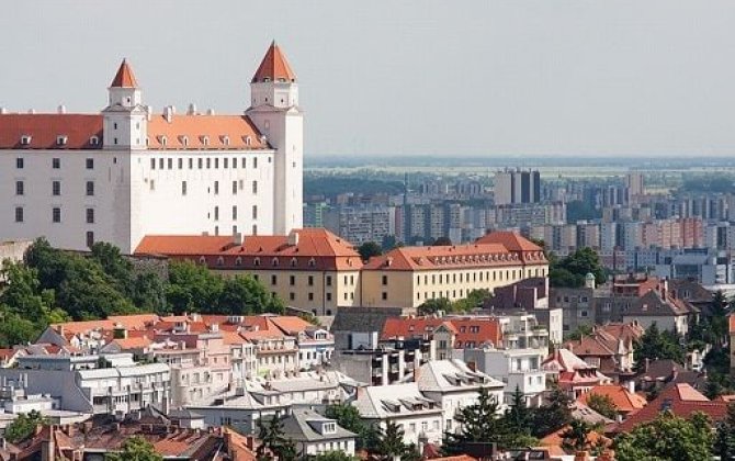 Slovakiya Ukraynaya təcili elektrik enerjisini dayandırdı