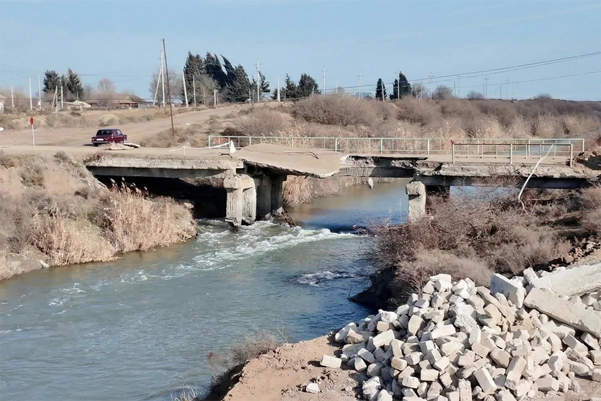 Проблема с мостом в Сабирабадском районе: почему затягивается ремонт сооружения?-ФОТО