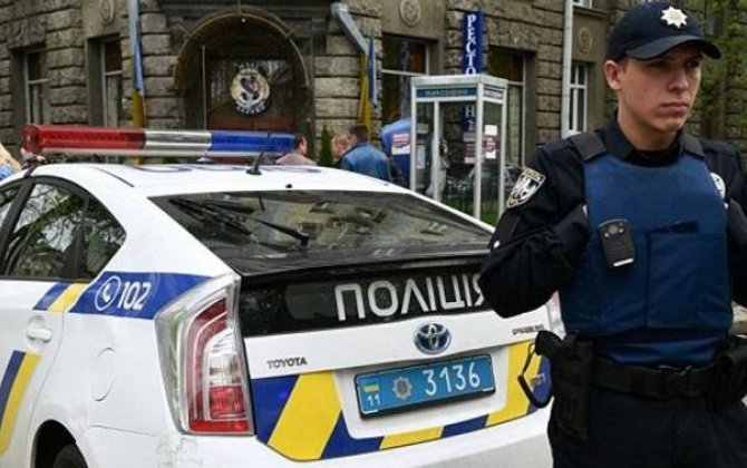 Зеленский: Проверяется версия теракта в Николаеве, где при взрыве пострадали 7 полицейских