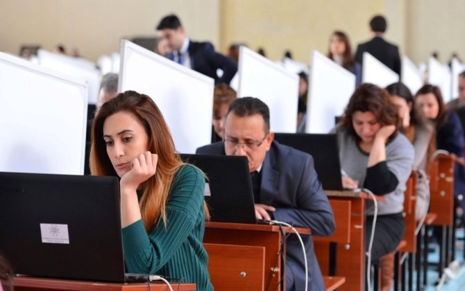 Direktorların işə qəbulu üzrə 975 nəfər müsahibəyə cəlb edilib