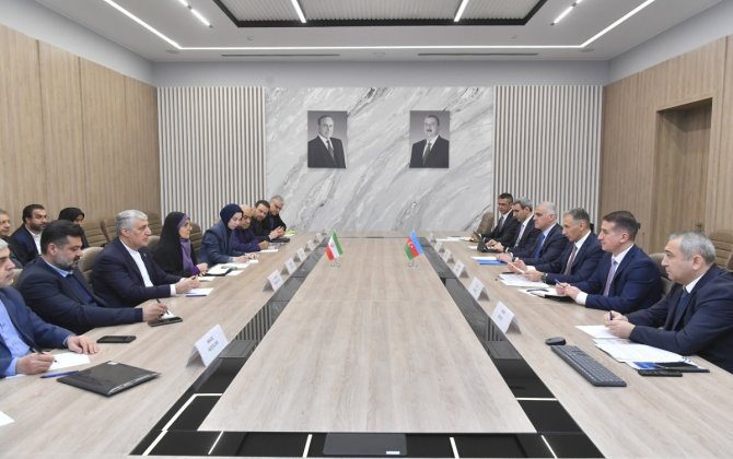 Azərbaycan İranla nəqliyyat sahəsində yol xəritəsi hazırlayacaq