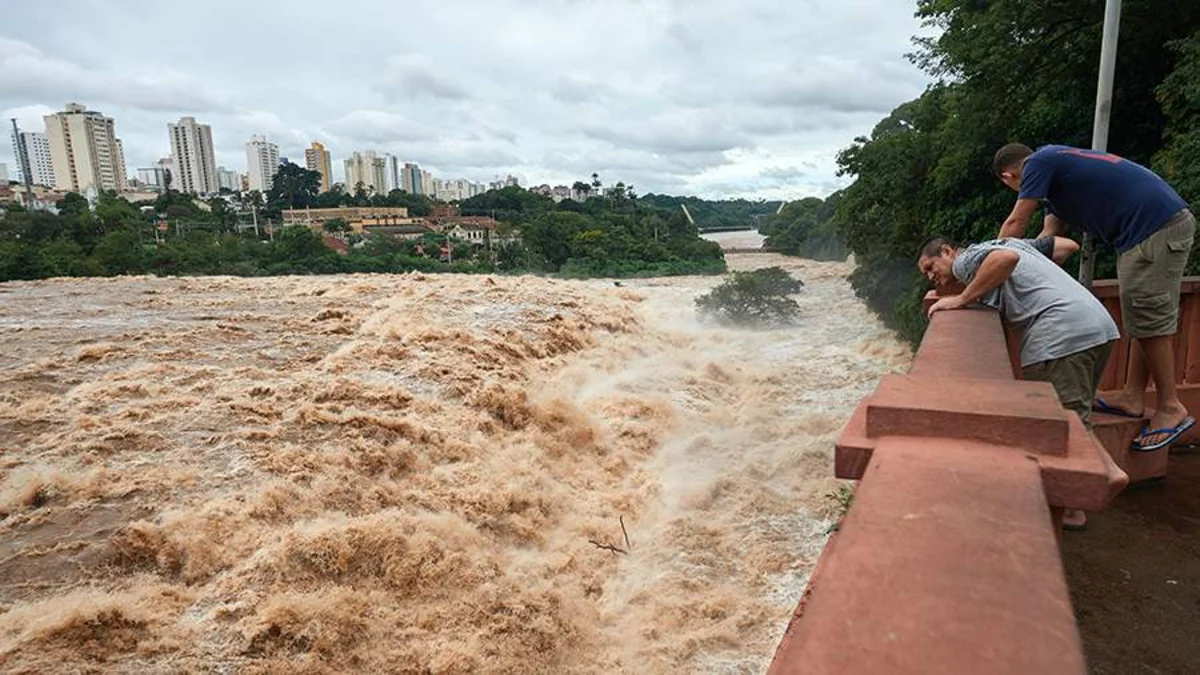 Braziliyada daşqınlar 14 nəfərin həyatına son qoydu