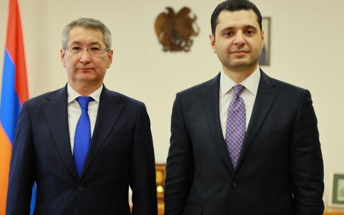 Ermənistan Qazaxıstanla Göyçə gölünü müzakirə etdi