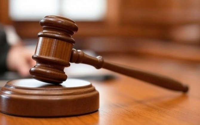 Toyda olan qonşusunun evindən oğurladığı pulla özünə maşın alan şəxsə HÖKM OXUNDU