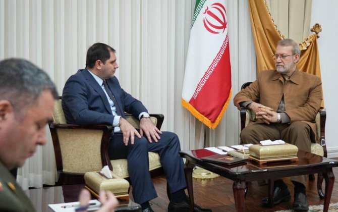 Папикян и Лариджани обсудили перспективы развития связей между Арменией и Ираном