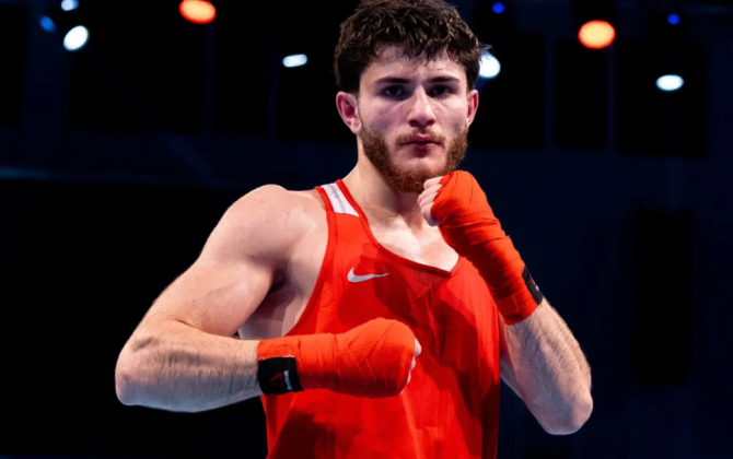 Azərbaycanın daha bir boksçusu 