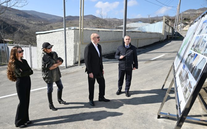 İlham Əliyev Xocalının Xanabad kəndində görülmüş işlərlə tanış olub - FOTO - YENİLƏNİB
