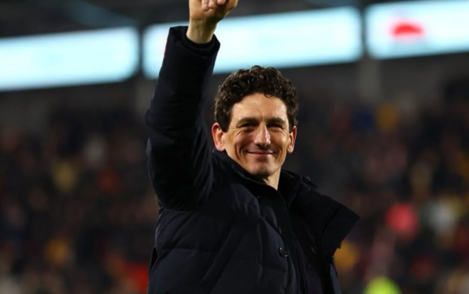 İngiltərə Premyer Liqası klubu baş məşqçisi ilə müqavilənin müddətini uzadıb