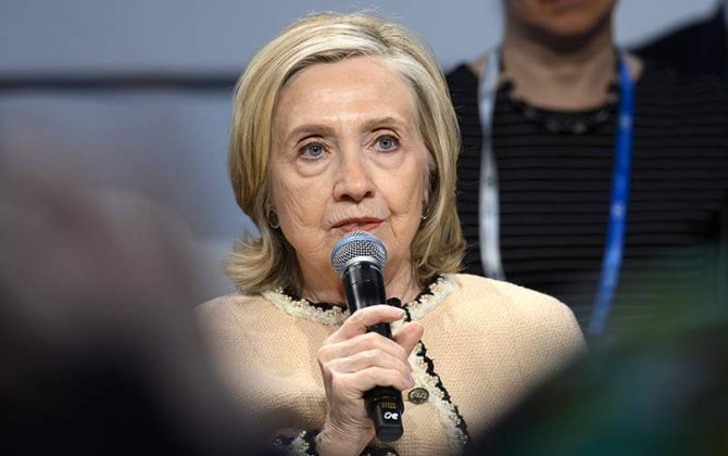 Клинтон прокомментировала связи с Эпштейном