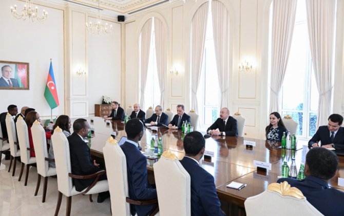 İlham Əliyevin Efiopiyanın baş naziri ilə geniş tərkibdə görüşü oldu - FOTOLAR - YENİLƏNİB