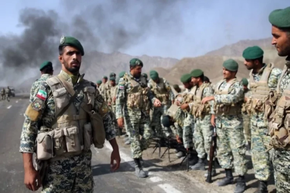 Tramp SEPAH-ı təslim olmağa çağırıb