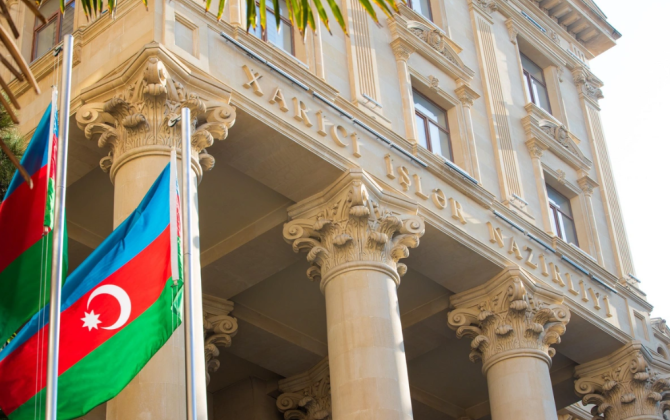МИД Азербайджана призвал граждан страны воздержаться от поездок в Иран