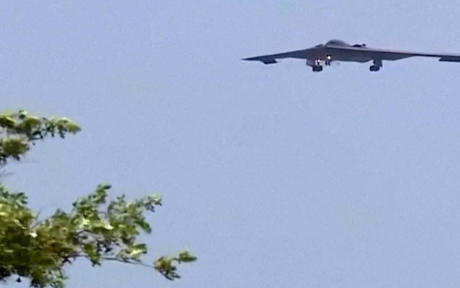 На Иран летят американские В-2 обновлено 23:01; видео