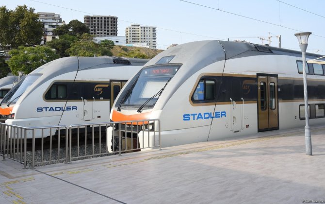 АЖД назначили дополнительные рейсы по маршруту Баку-Агстафа-Баку