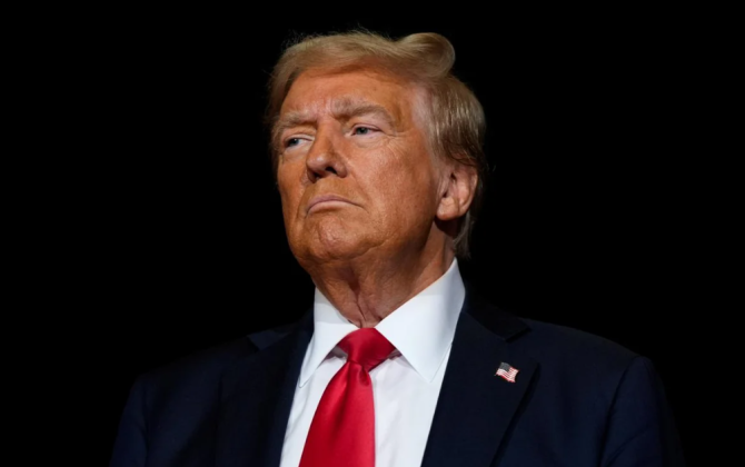 Donald Tramp: Tezliklə İrana daha güclü zərbələr endiriləcək