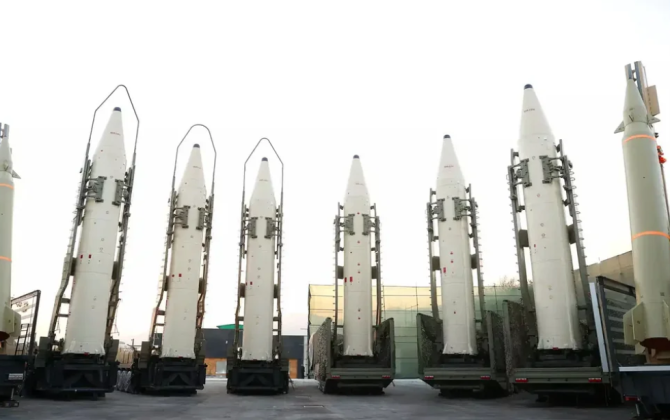 İran uzunmüddətli müdafiəyə hazır olduğunu bəyan edib