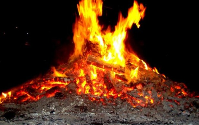 МЧС призвало соблюдать правила безопасности при разведении праздничных костров