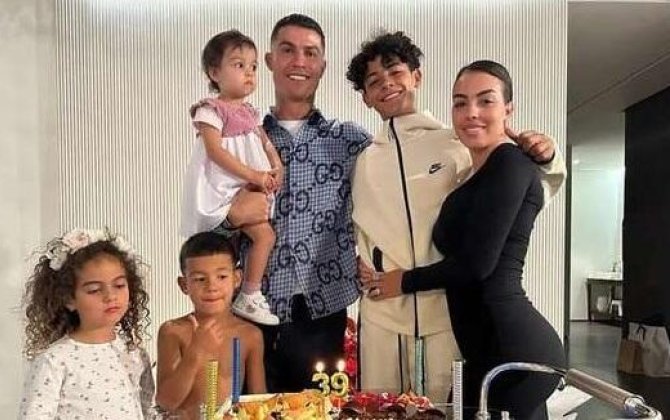 Роналду вместе с семьей покинул Саудовскую Аравию