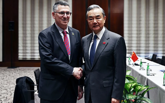 Çin və İsrail XİN rəhbərləri Yaxın Şərqdəki vəziyyəti müzakirə ediblər