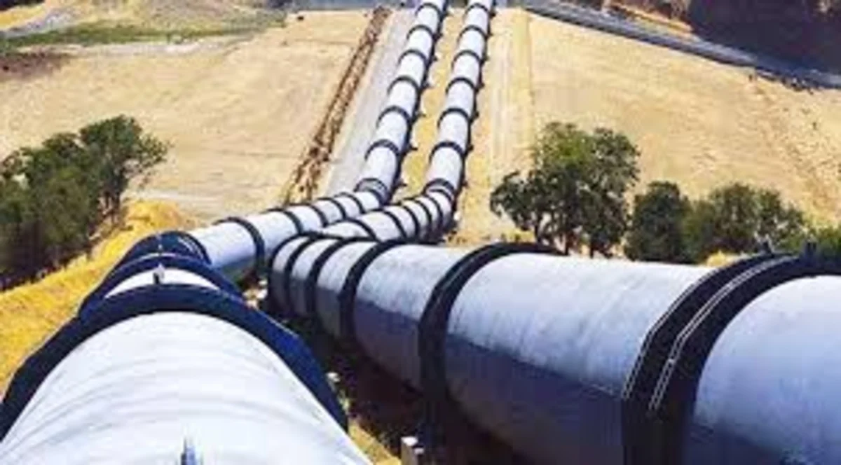 İraq Türkiyəyə əsas boru kəməri ilə neft ixracını dayandırdı