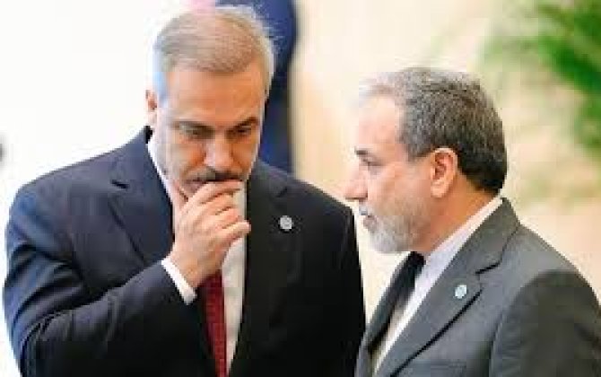 Фидан позвонил Арагчи из-за перехваченной ракеты