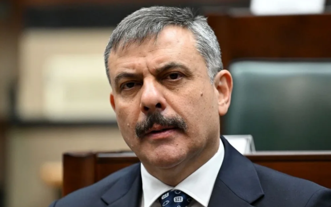 Nazir: İran vətəndaşlarının Türkiyəyə keçidinə icazə vermir