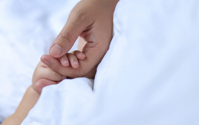 Abşeronda iki günlük körpə ölüb