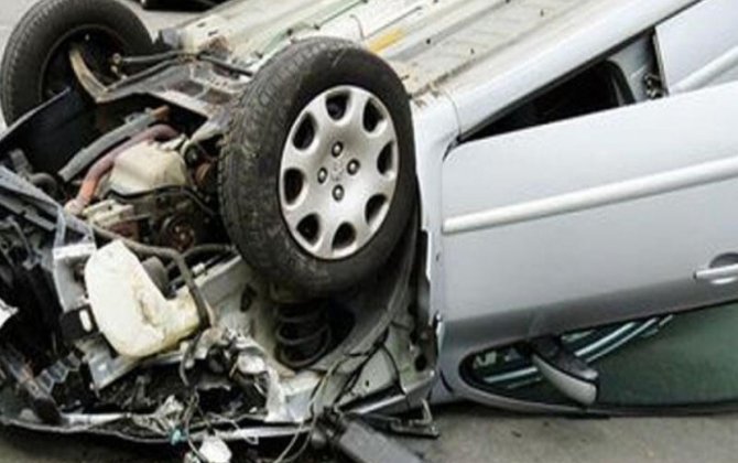 Qəbələ sakininin üzərinə avtomobil aşıb