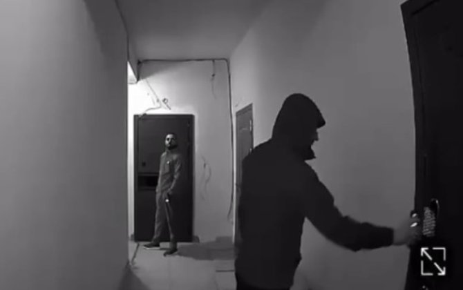 Mənzillərə oğurluq məqsədilə daxil olmağa cəhd edən şəxs saxlanılıb - VİDEO