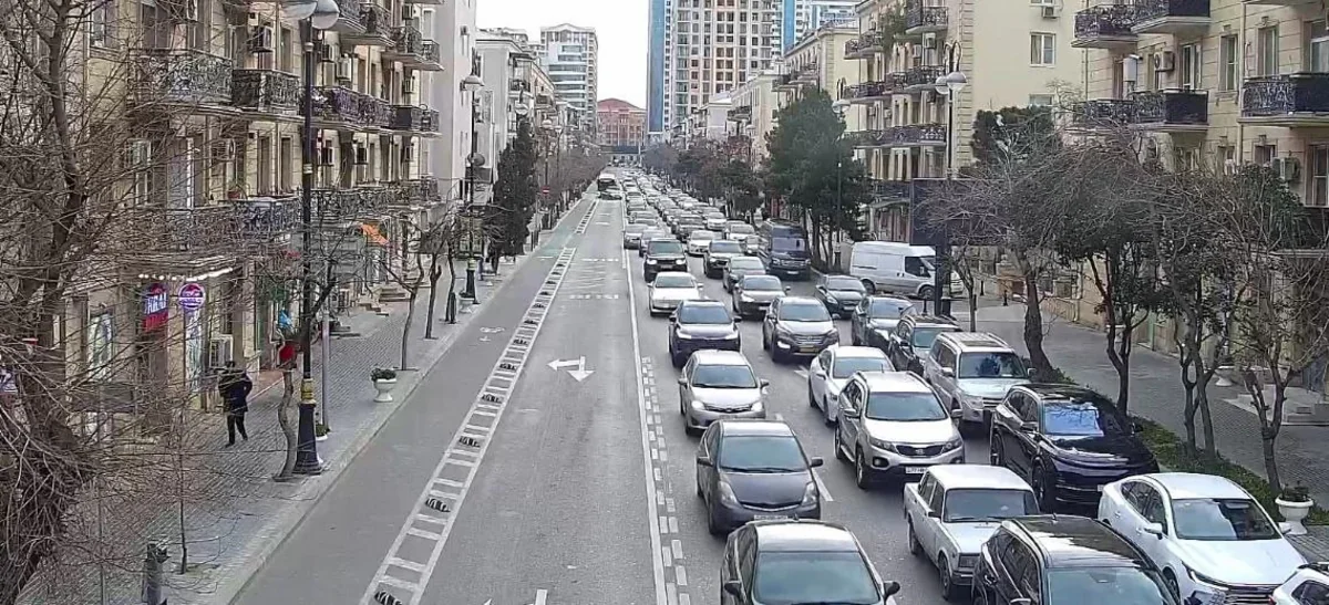 Paytaxtın bu küçələrində sıxlıq var - SİYAHI