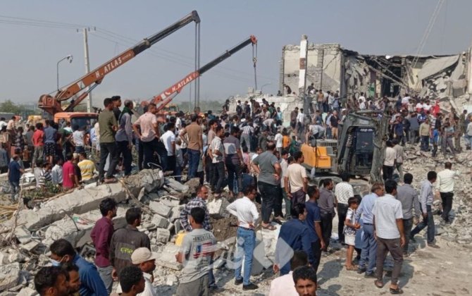 Məktəbi İran öz raketi ilə vurubmuş