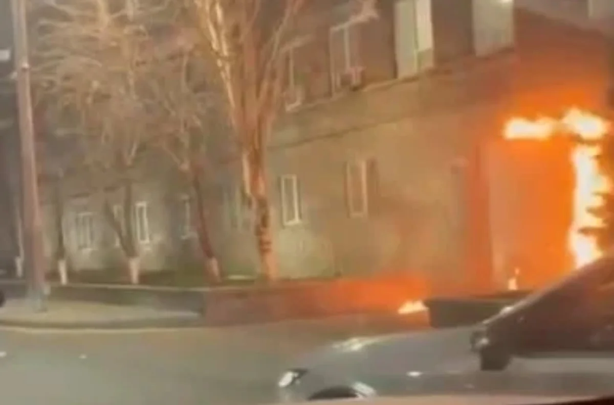 Ermənistan Milli Təhlükəsizlik Xidmətinin binasını yandırmağa cəhd ediblər