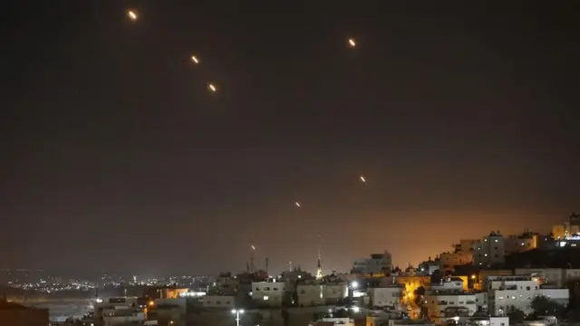 Иранские ракеты в небе над Израилем-ОБНОВЛЕНО